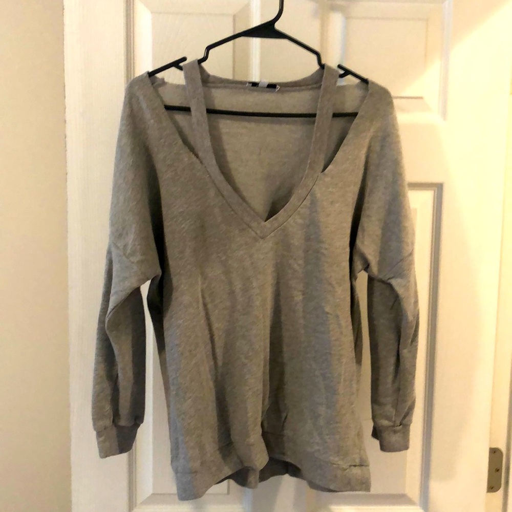 Miou Muse Deep V sweater